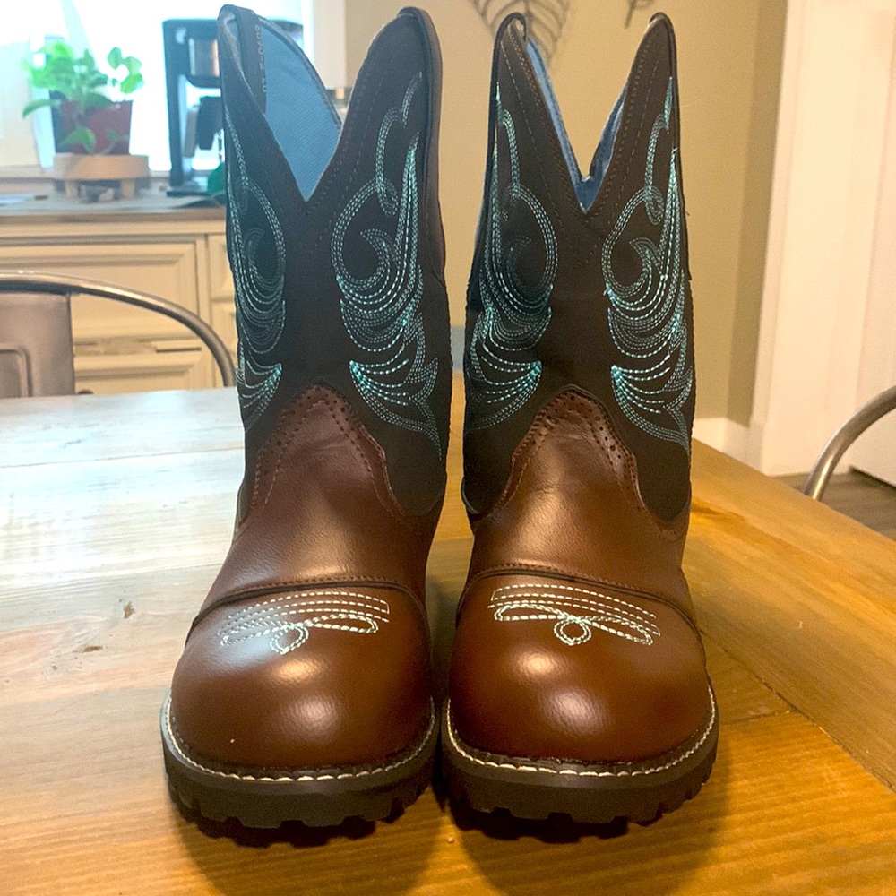 Brand new western women’s boots